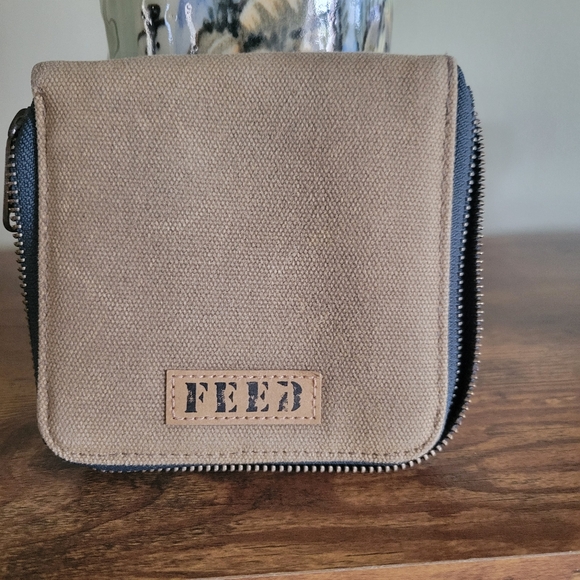 FEED Khaki Wallet - Picture 4 of 4